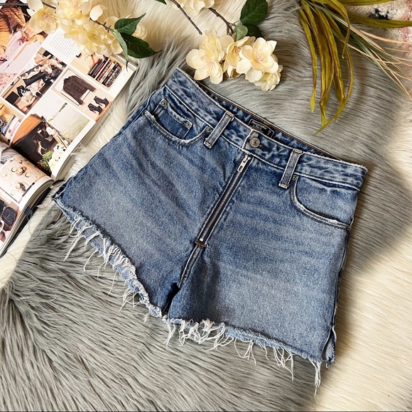 Abercrombie & Fitch Pants - Abercrombie & Fitch High Rise Exposed Zipper Denim Cutoff Shorts Sz 25